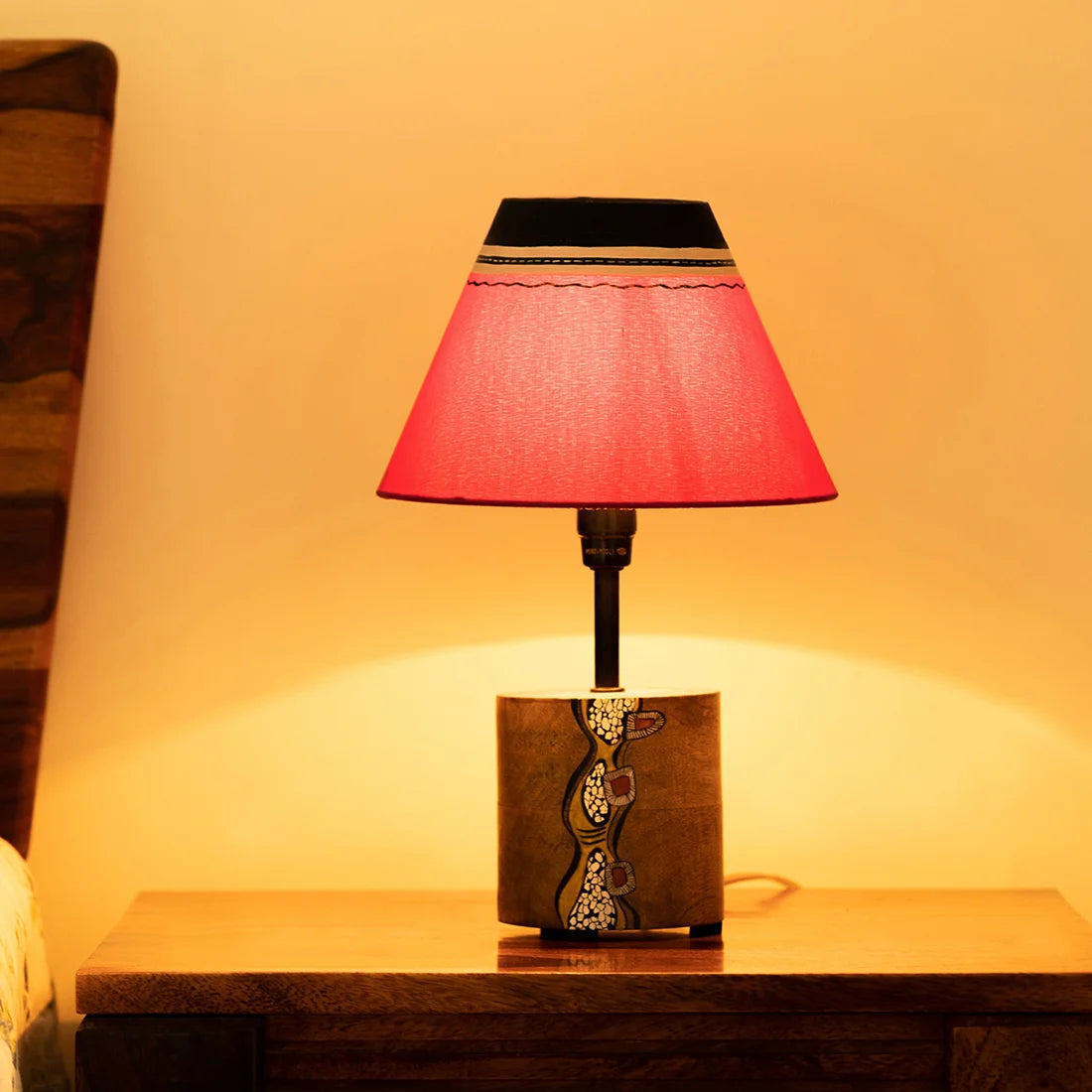 'Abstract Mosaic' Hand-Painted Decorative Table Lamp In Mango Wood cm)