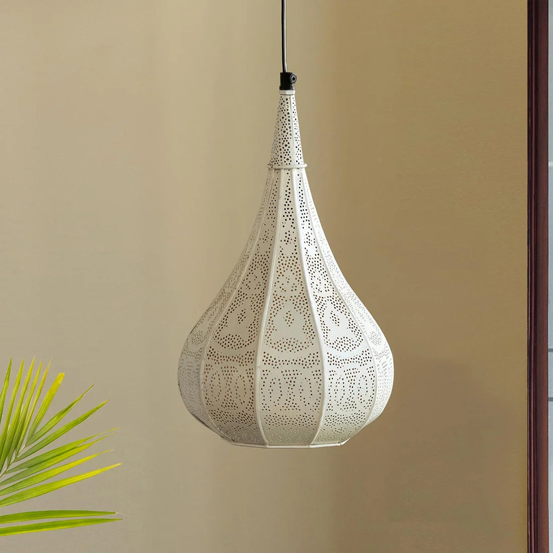 Moroccan Flame' Hand-Etched Hanging Pendant Lamp Shade (35.1 cm