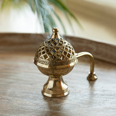 'Inayaat' Dhoop Dani Handcarved Brass Incense Burner (Hand-Etched, 4.0 Inches, 0.36 Kg)