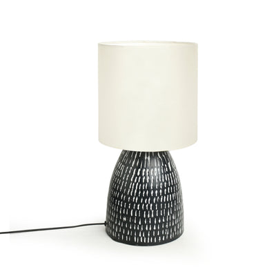 Yin-Yang' Table Lamp In Iron (16 Inch | Matte Black | Hand-Hammered)
