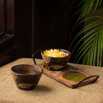 Shades of a Leaf' Hand-Painted Serving Bowls With Tray In Mango Wood (Set of 2 | 280 ML)