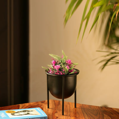 Matte Black' Table Planter Pot With Tri-Stand In Iron (8.5 Inch)