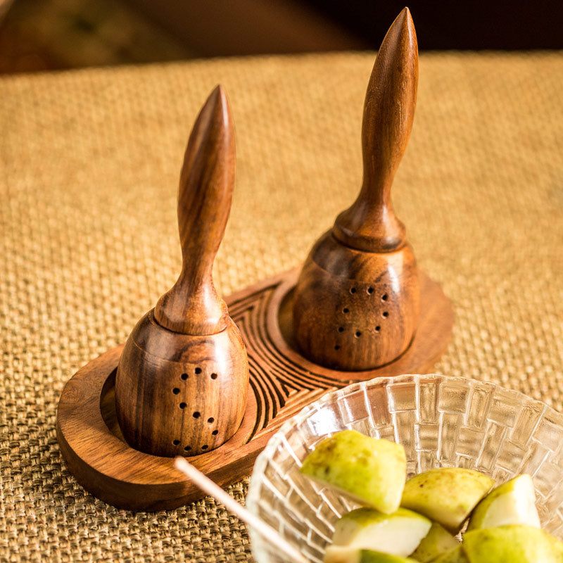 Wooden salt and clearance pepper tray