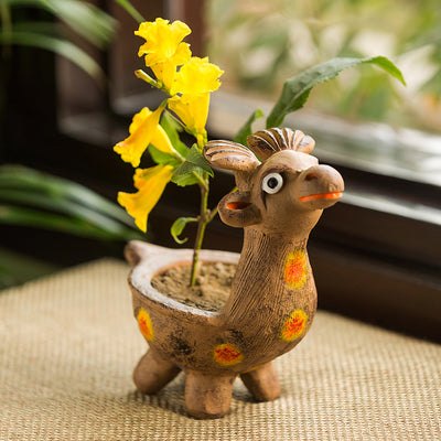 'Smiling Giraffe' Handmade Garden Decorative Planter In Terracotta