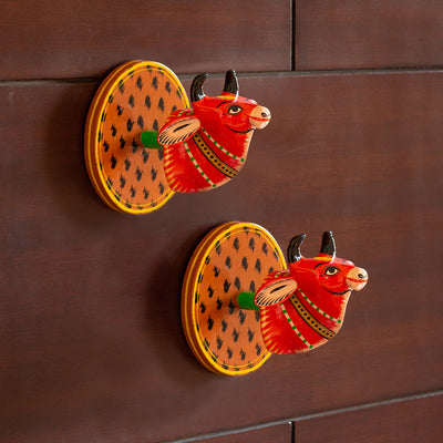 'Grazing Cow' Handcrafted Wall Hangings in Gular Wood (Set of 2)