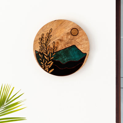 'Mountain Sunrise' Decorative Wall Plate Hanging (Mango Wood, Handcrafted, 6.0 Inches)