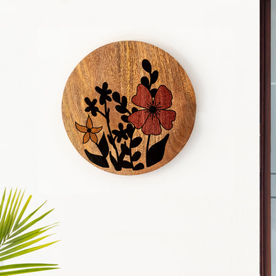 'Blooming Foliage' Decorative Wall Plate Hanging (Mango Wood, Handcrafted, 20.1 cm)