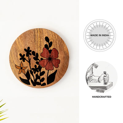 'Blooming Foliage' Decorative Wall Plate Hanging (Mango Wood, Handcrafted, 7.9 Inches)