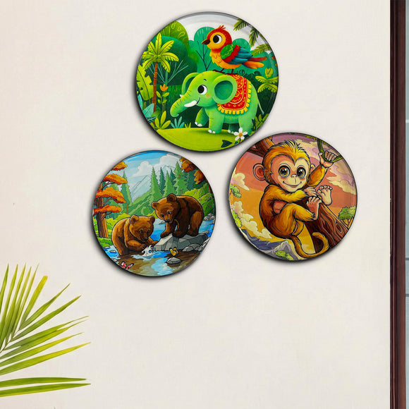  'Little Explorers' Decorative Wall Plates Wall Décor Hanging (30.5 Cm, Set of 3, Iron, Hand-Enameled)