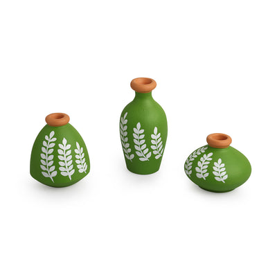 'Ethnic Foliage Trio' Hand-Painted Miniature Terracotta Pots Showpieces (Set of 3, Green)