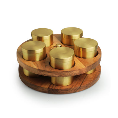 Wheel Handcrafted' Spice Holder With Spoon In Brass & Acacia Wood (5 Containers, 180 ml)