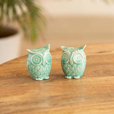 'Caribbean Green' Handcrafted Salt & Pepper Shakers In Ceramic (Set of 2, 80 ML, Hand-Etched)