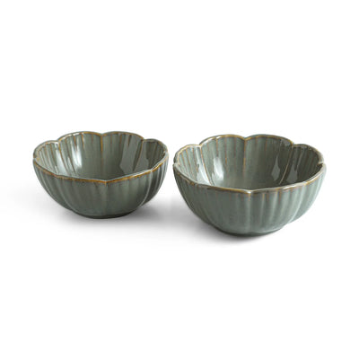 ExclusiveLane 'Green Flower Bowls' Ceramic Serving/Snack Bowls (Set Of 2, 830 ML, Hand-Embossed)