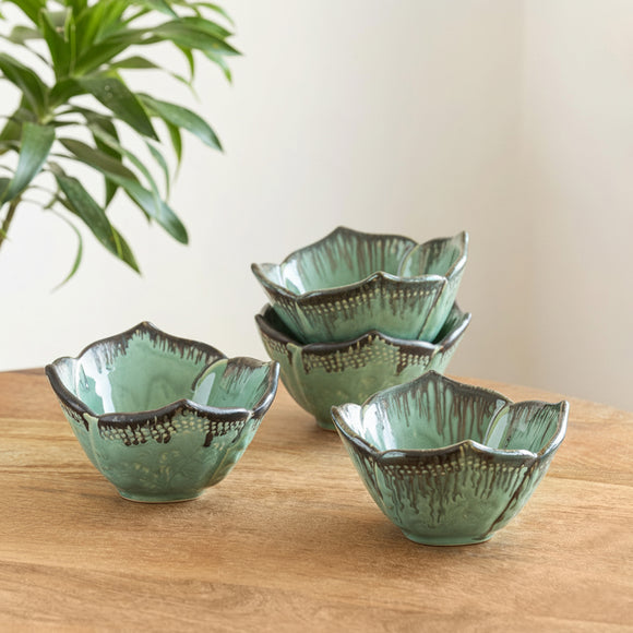  'Hibiscus Bowls' Ceramic Serving/Snack Bowls (Set Of 4, 360 ML, Hand-Embossed)