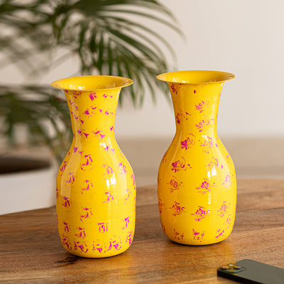 'Sunbeam Pink' Decorative Metal Vases (Set of 2, Iron, Hand-Painted, 9.5 Inches)