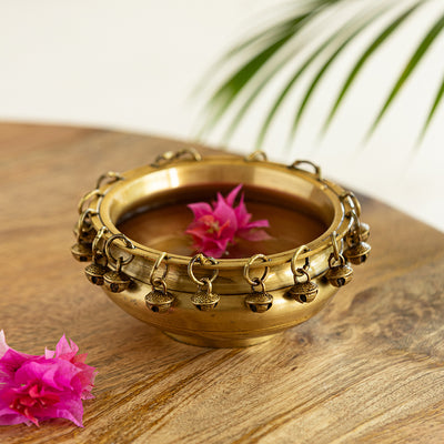 'Zeenat' Handcarved Brass Urli Bowl With Bells (5.9 Inches, 600 ml, 0.94 Kg)