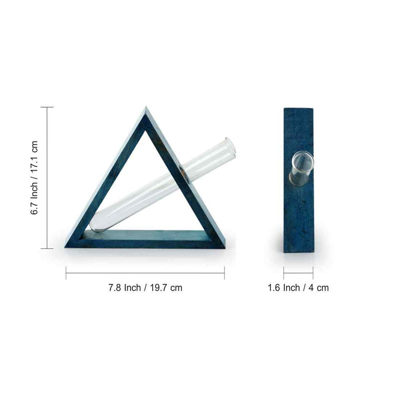 Tilted-Triangle Glass Garden&