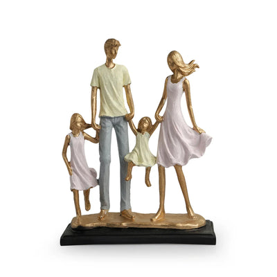 'Joyful Family' Modern Decorative Showpiece Sculpture (Resin, Handcrafted, 26.7 cm)