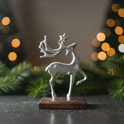 'Starry Reindeer' Aluminium Decorative Showpiece Figurine (Hand-Etched, 16.2 Cm)