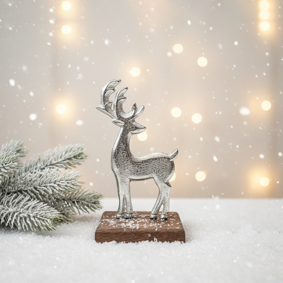 'Majestic Reindeer' Aluminium Decorative Showpiece Figurine (Hand-Etched, 6.5 Cm)