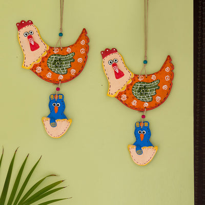 Hens & Chicks' Handmade & Hand-painted Decorative Wall Hanging In Terracotta (Set of 2 | Orange)