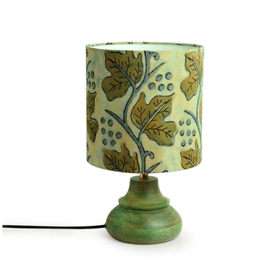 'Exotic Underwater Life' Table Lamp In Mango Wood (14 Inch)