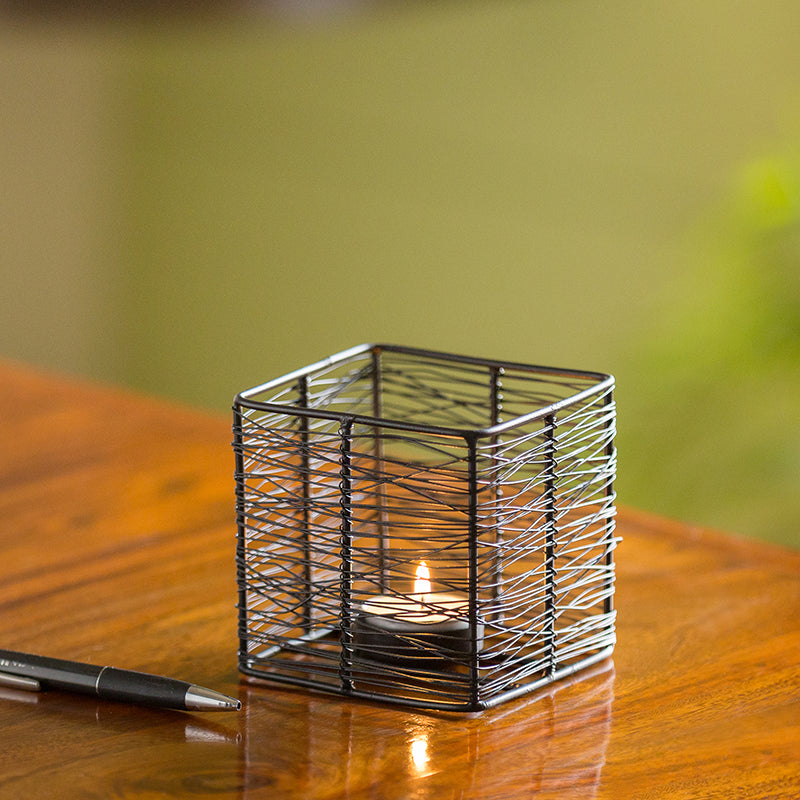 Glowing Mesh Cube Handwired Table Tea-Light Holder In Iron