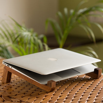 'The Brownie Lap' Handcrafted Laptop Stand In Sheesham Wood