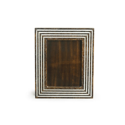 Framed Memories' Hand Engraved Photoframe In Mango Wood (9 x 7 Inch | Portrait)