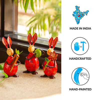 Bustling Bunnies' Handpainted Garden Decorative Showpieces In Iron (Set of 3 | 6 Inch)