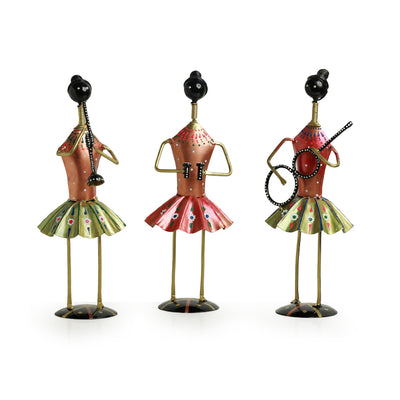'Rajasthani Tribal Lady Musicians' Handpainted Decorative Showpiece In Iron (11.8 Inches)