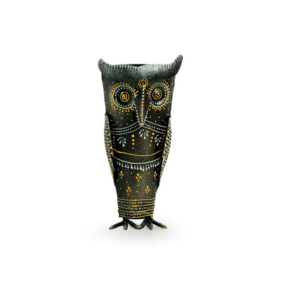 'The Wise Old Owl' Handpainted Decorative Showpiece In Iron (8.3 Inches)