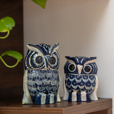 'The Resting Owl Pair' Hand-Painted Showpiece In Wood (Set of 2)